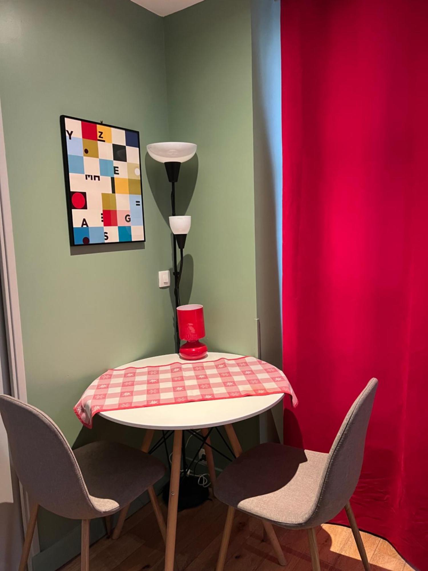 Les Petits Apparts Versalles Exterior foto