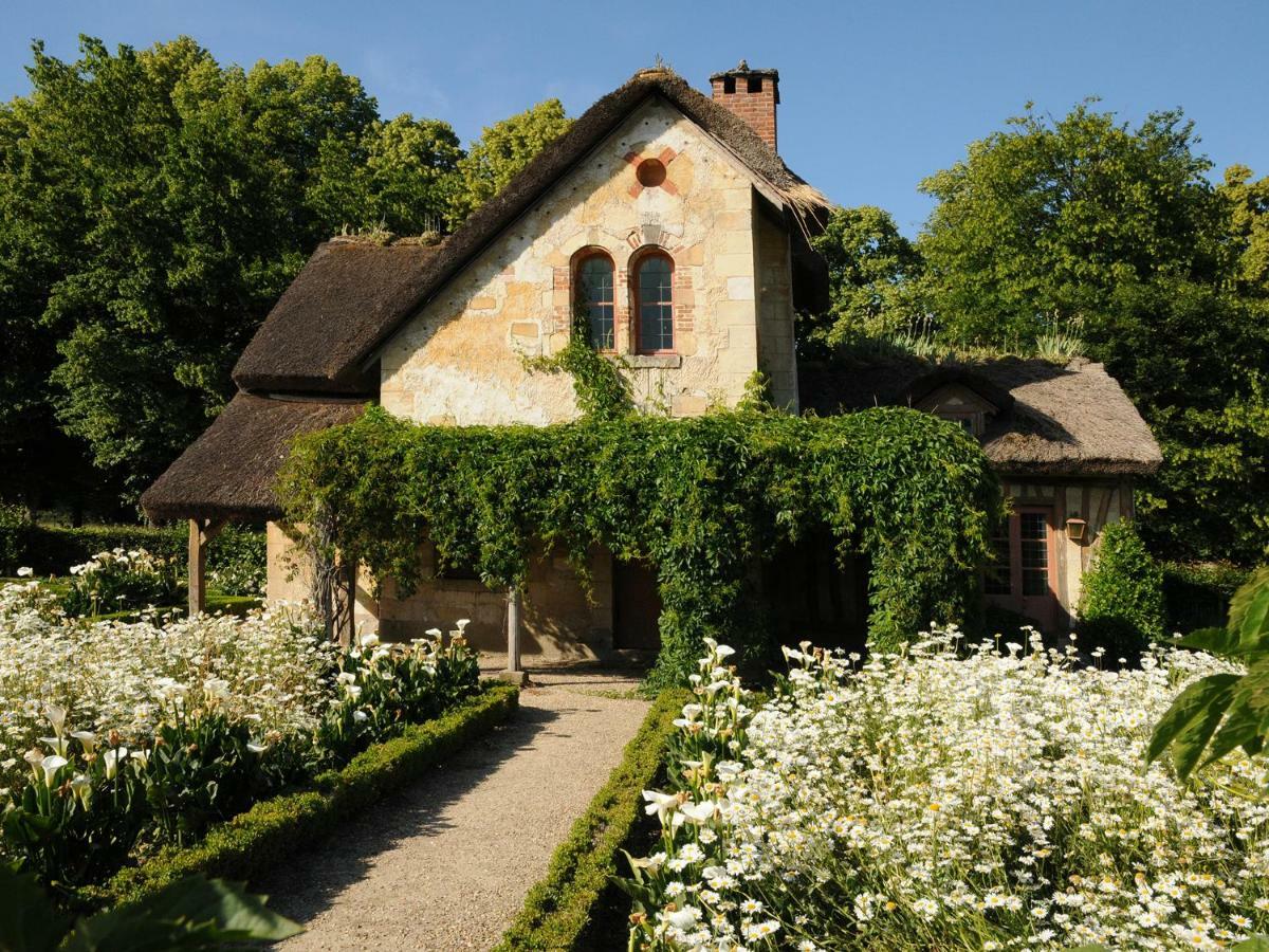 Les Petits Apparts Versalles Exterior foto